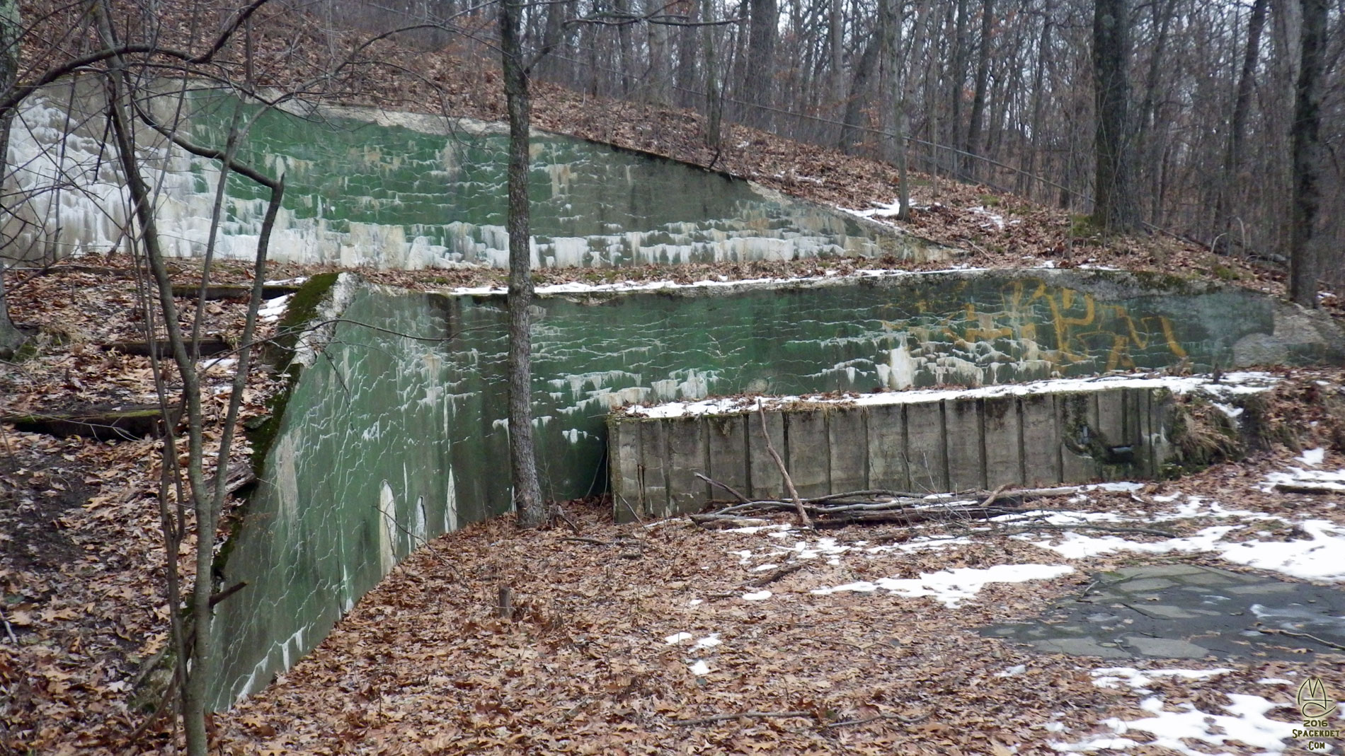 Bathouse site near pool. 