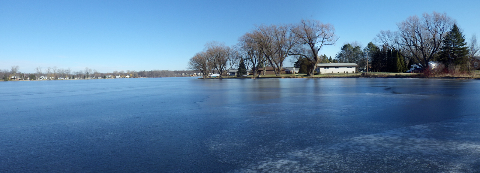 North Commerce Lake. Jan 16, 2013. To skate to the opposite point,  click here. (32 MB video)