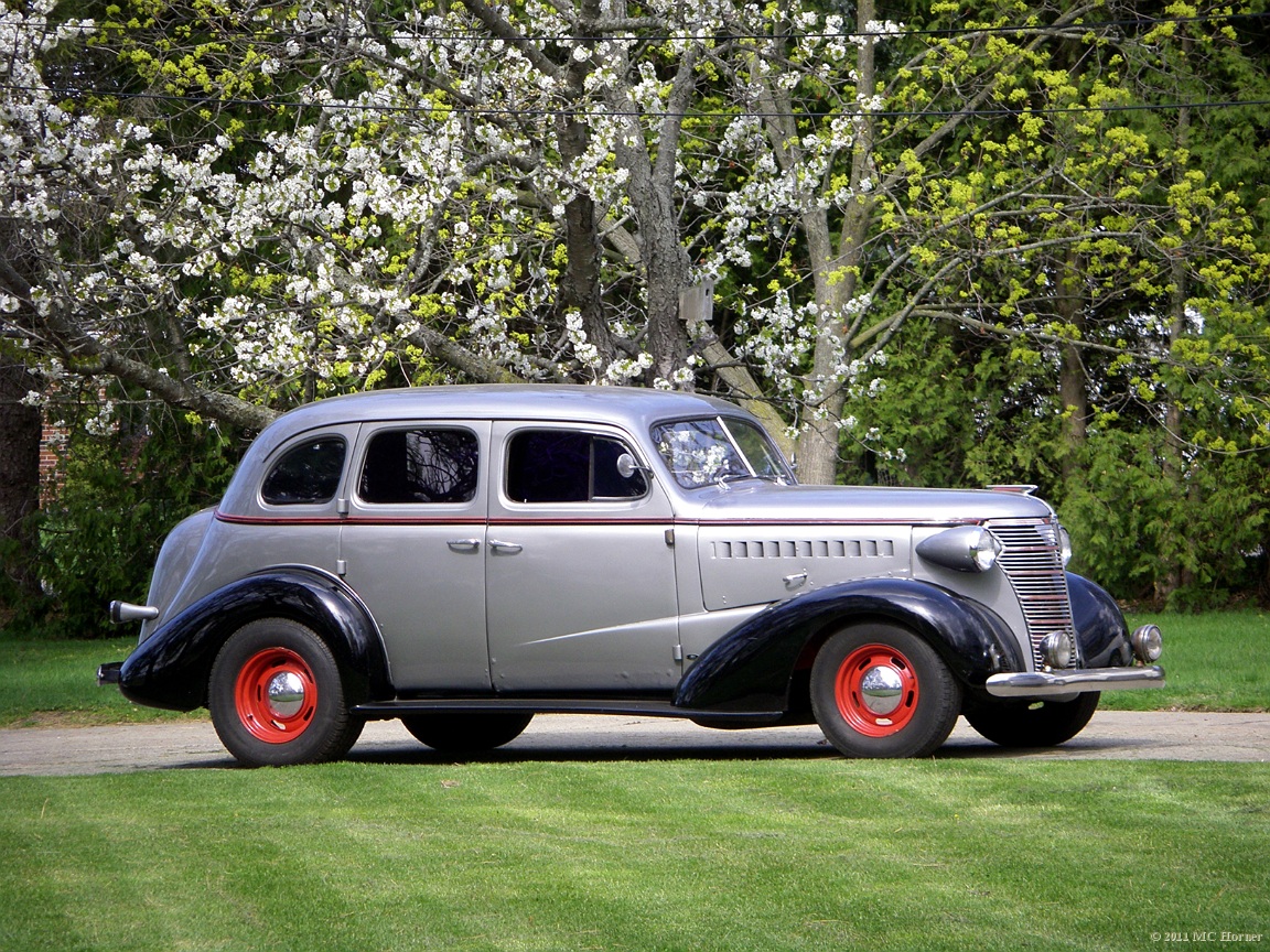 1938 Chevrolet Master Deluxe.