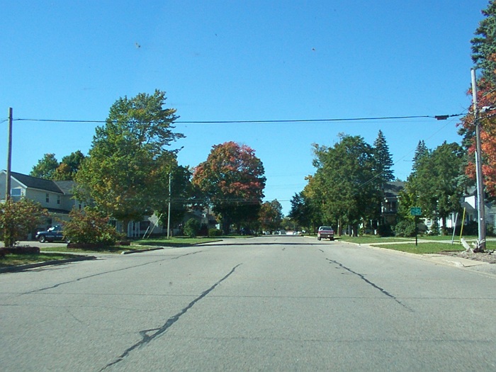 The wide streets of Grayling.