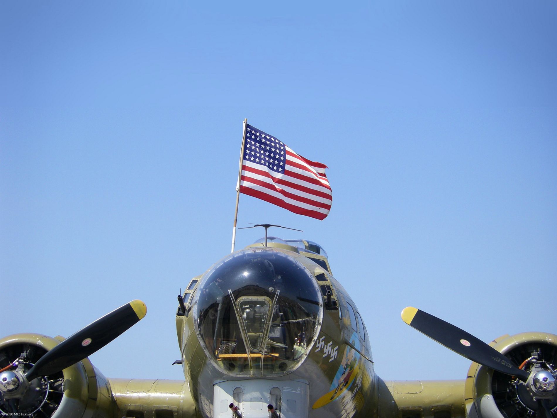 B-17 , Chin Turret.