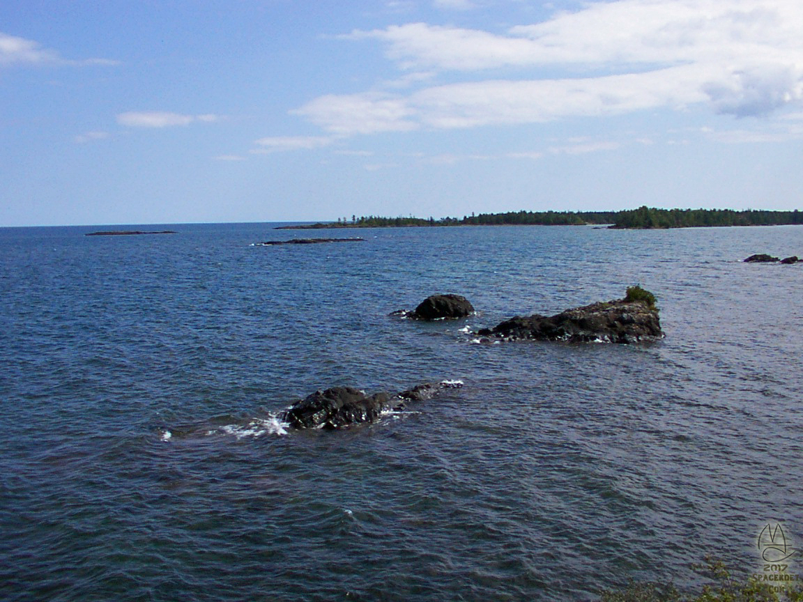 Typical Lake Superior shoreline, at  Esrey Park