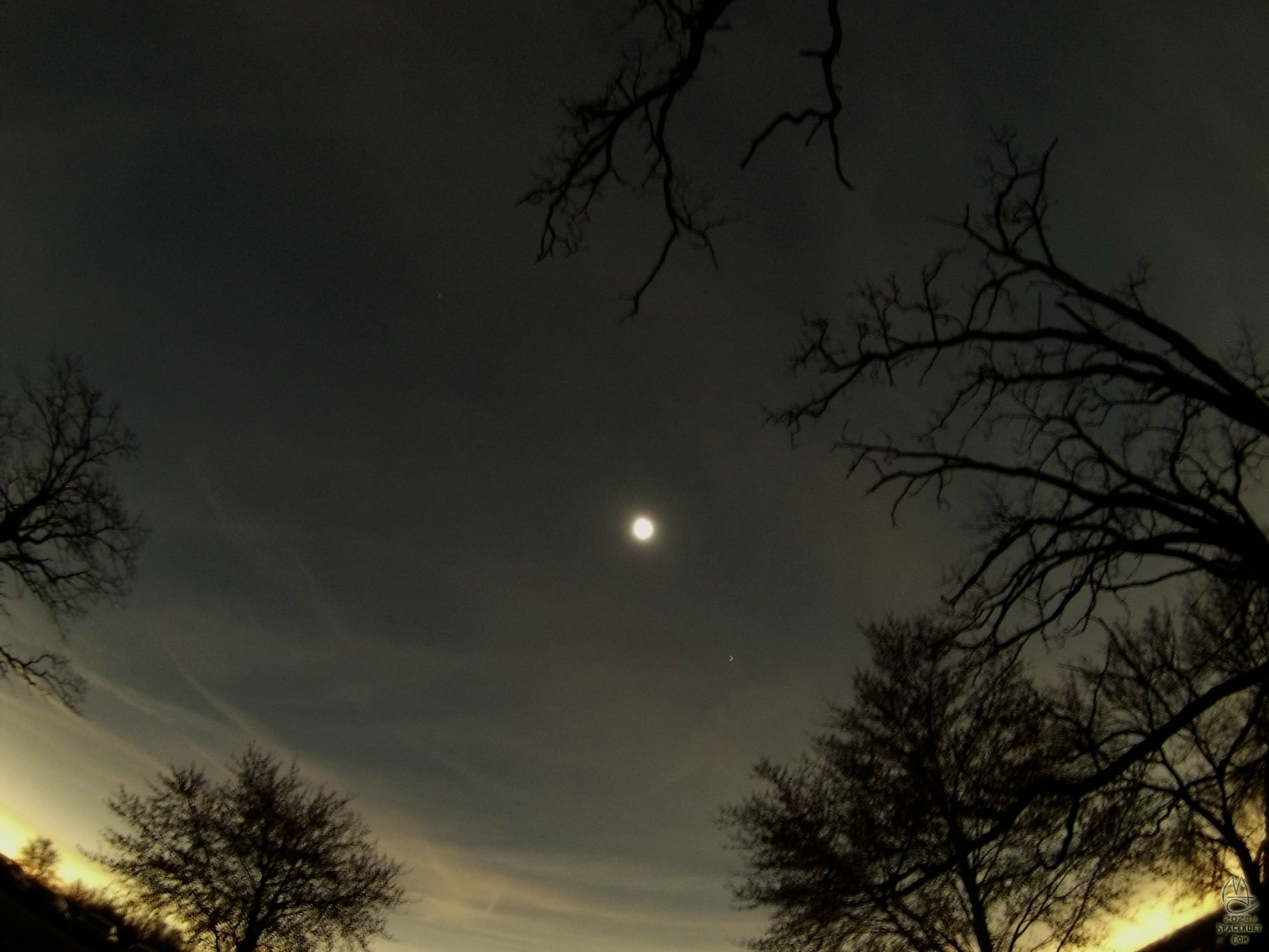 Smeared totality and Jupiter.